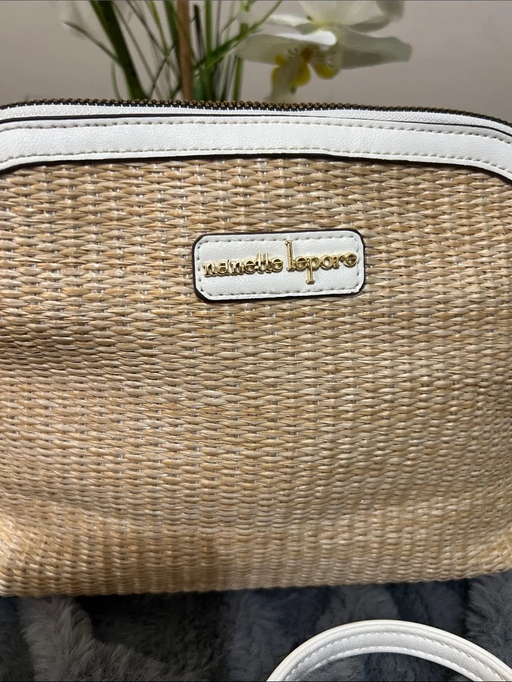 Nanette Lepore White Crossbody GUC retail $129